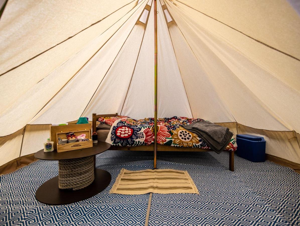Naturally Glamping Kingsteignton Bagian luar foto